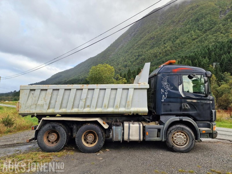 2002 Scania R124 kombibil tippkasse + svingskive - Istovarivač: slika 4 2002 Scania R124 kombibil tippkasse + svingskive - Istovarivač: slika 4