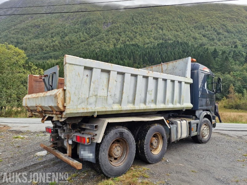 2002 Scania R124 kombibil tippkasse + svingskive - Istovarivač: slika 5 2002 Scania R124 kombibil tippkasse + svingskive - Istovarivač: slika 5