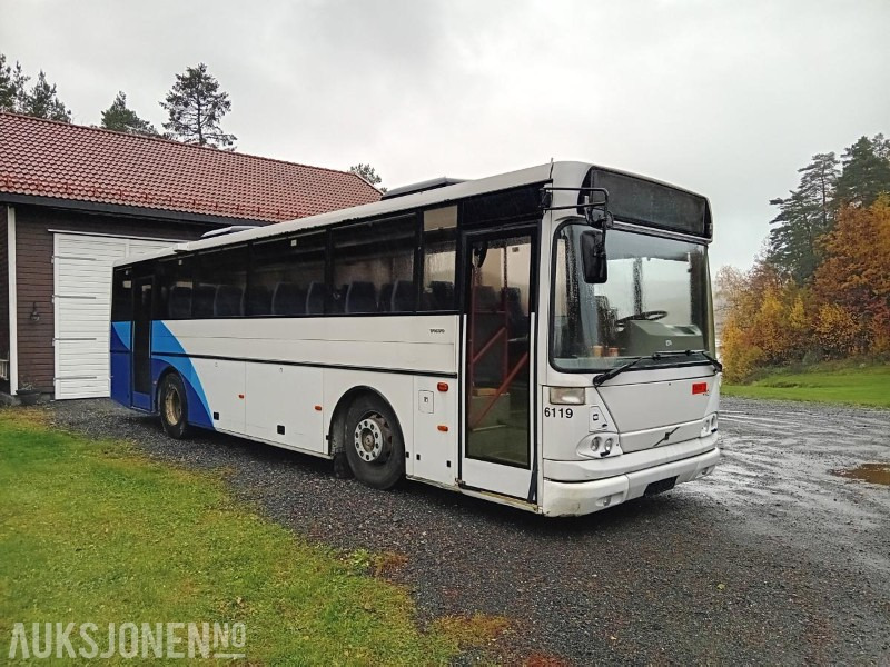 2003 Volvo B 7 R - 42 seter, 375600km - Prigradski autobus: slika 2 2003 Volvo B 7 R - 42 seter, 375600km - Prigradski autobus: slika 2