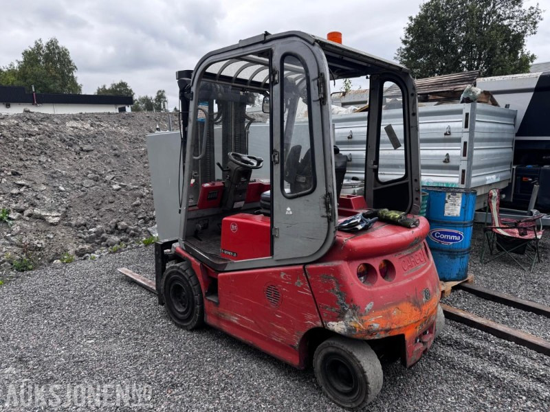 2004 Cargo Cbe 25 truck med lader, sideskyv av gafler - Viljuškar: slika 1 2004 Cargo Cbe 25 truck med lader, sideskyv av gafler - Viljuškar: slika 1