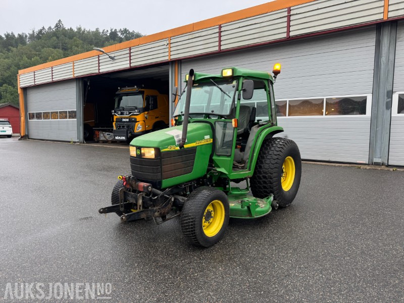 2004 John Deere 4710 - Traktor - Gressklipper - Kompakttraktor - Traktor: slika 1 2004 John Deere 4710 - Traktor - Gressklipper - Kompakttraktor - Traktor: slika 1