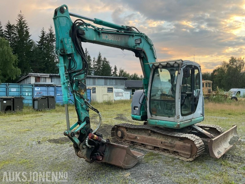 2004 Kobelco SK 70 SR - Bager: slika 4 2004 Kobelco SK 70 SR - Bager: slika 4