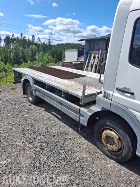 2004 Mercedes-Benz 4X2 ATEGO - Kamion sa tovarnim sandukom: slika 3 2004 Mercedes-Benz 4X2 ATEGO - Kamion sa tovarnim sandukom: slika 3