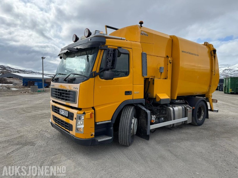 2004 Volvo FM-9 4X2 Komprimator - Sidelaster - 247983KM - Kamion za smeće: slika 1 2004 Volvo FM-9 4X2 Komprimator - Sidelaster - 247983KM - Kamion za smeće: slika 1