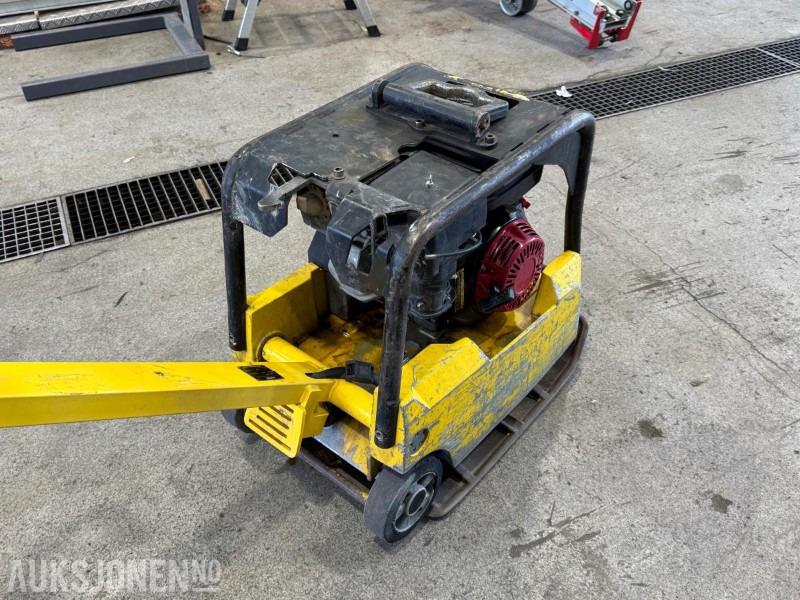 2005 Wacker BPU3050A vibroplate / Hoppetusse - Valjak: slika 5 2005 Wacker BPU3050A vibroplate / Hoppetusse - Valjak: slika 5