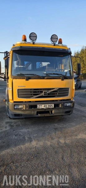 2006 Volvo FL250 Kranbil med tipp - 4X2 - Automat - HMF 683 K2 kran - Aluminiumskarmer - EU godkjent - Gått 206.755 km - Kamion sa dizalicom: slika 5 2006 Volvo FL250 Kranbil med tipp - 4X2 - Automat - HMF 683 K2 kran - Aluminiumskarmer - EU godkjent - Gått 206.755 km - Kamion sa dizalicom: slika 5