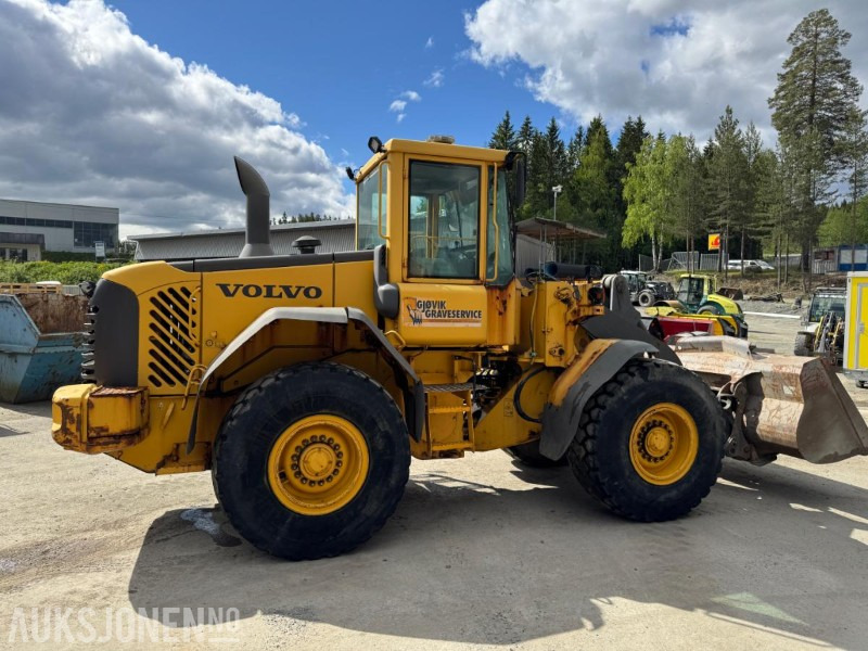 2006 Volvo L70E med skuffe - Utovarivač točkaš: slika 5 2006 Volvo L70E med skuffe - Utovarivač točkaš: slika 5