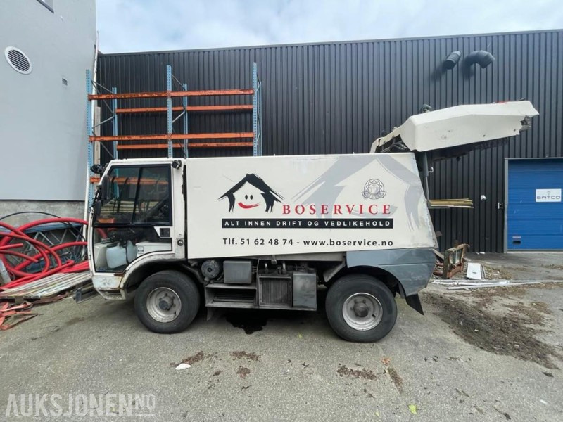 2007 AEBI MFH 5000 FEIE/KOSTEBIL - ROTERENDE FEIEBIL - IVECO MOTOR - KLIMA - 8800 TIMER. - Građevinska oprema: slika 2 2007 AEBI MFH 5000 FEIE/KOSTEBIL - ROTERENDE FEIEBIL - IVECO MOTOR - KLIMA - 8800 TIMER. - Građevinska oprema: slika 2