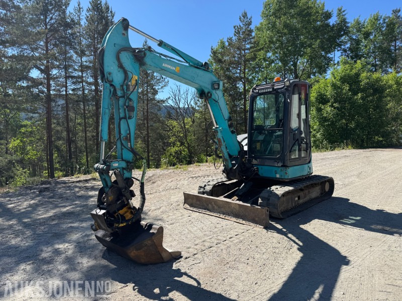 2007 Airman AX50U-4 Gravemaskin - Beltegraver - Engcon tiltrotator - Sentralsmøring - Bager: slika 2 2007 Airman AX50U-4 Gravemaskin - Beltegraver - Engcon tiltrotator - Sentralsmøring - Bager: slika 2
