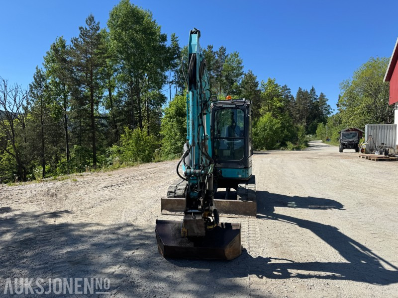 2007 Airman AX50U-4 Gravemaskin - Beltegraver - Engcon tiltrotator - Sentralsmøring - Bager: slika 3 2007 Airman AX50U-4 Gravemaskin - Beltegraver - Engcon tiltrotator - Sentralsmøring - Bager: slika 3