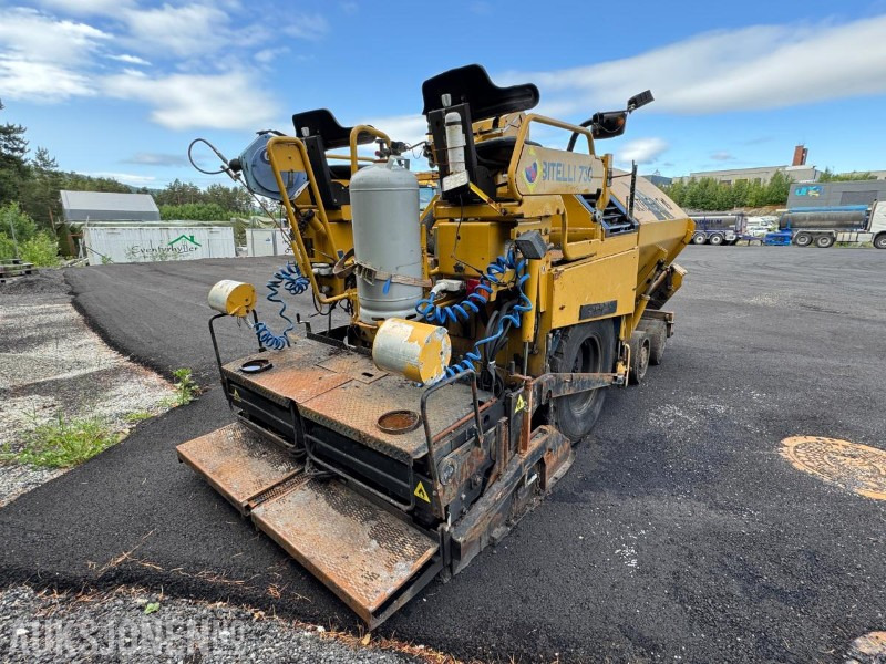 2007 Cat Bitelli BB730 asfaltutlegger - Građevinska oprema: slika 5 2007 Cat Bitelli BB730 asfaltutlegger - Građevinska oprema: slika 5