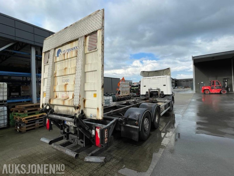 2007 Scania P 420 - Lastebil - Chassis med lift - 3 akslet - VBG uttak - 404570 km. - Kamion sa golom šasijom i zatvorenom kabinom: slika 4 2007 Scania P 420 - Lastebil - Chassis med lift - 3 akslet - VBG uttak - 404570 km. - Kamion sa golom šasijom i zatvorenom kabinom: slika 4