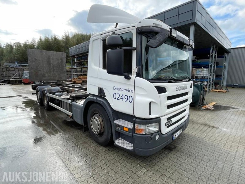 2007 Scania P 420 - Lastebil - Chassis med lift - 3 akslet - VBG uttak - 404570 km. - Kamion sa golom šasijom i zatvorenom kabinom: slika 2 2007 Scania P 420 - Lastebil - Chassis med lift - 3 akslet - VBG uttak - 404570 km. - Kamion sa golom šasijom i zatvorenom kabinom: slika 2
