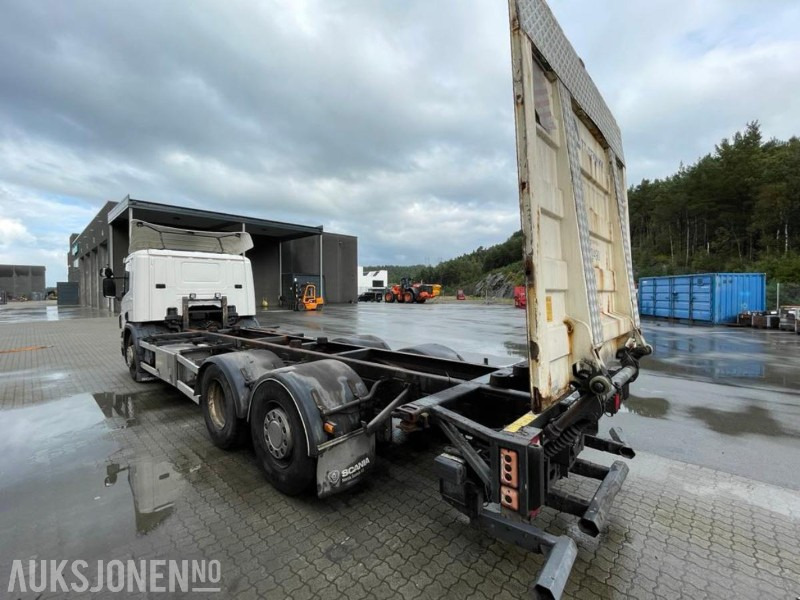 2007 Scania P 420 - Lastebil - Chassis med lift - 3 akslet - VBG uttak - 404570 km. - Kamion sa golom šasijom i zatvorenom kabinom: slika 5 2007 Scania P 420 - Lastebil - Chassis med lift - 3 akslet - VBG uttak - 404570 km. - Kamion sa golom šasijom i zatvorenom kabinom: slika 5