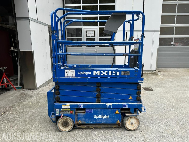 2007 UpRight MX19 Elektrisk Sakselift Repobjekt - Vazdušna platforma: slika 1 2007 UpRight MX19 Elektrisk Sakselift Repobjekt - Vazdušna platforma: slika 1