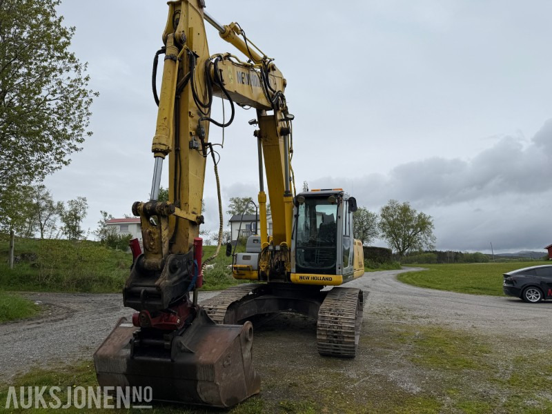 2008 Kobelco E215B Beltegraver - 2 skuffer - Rotortilt og leddet bom - Bager: slika 2 2008 Kobelco E215B Beltegraver - 2 skuffer - Rotortilt og leddet bom - Bager: slika 2