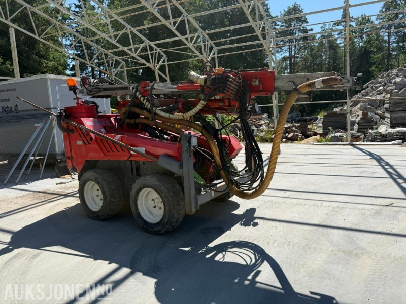 2008 Tamrock commando 120R BORERIGG - SERVICEHISTORIKK. - Veliki kamon za bušenje: slika 2 2008 Tamrock commando 120R BORERIGG - SERVICEHISTORIKK. - Veliki kamon za bušenje: slika 2