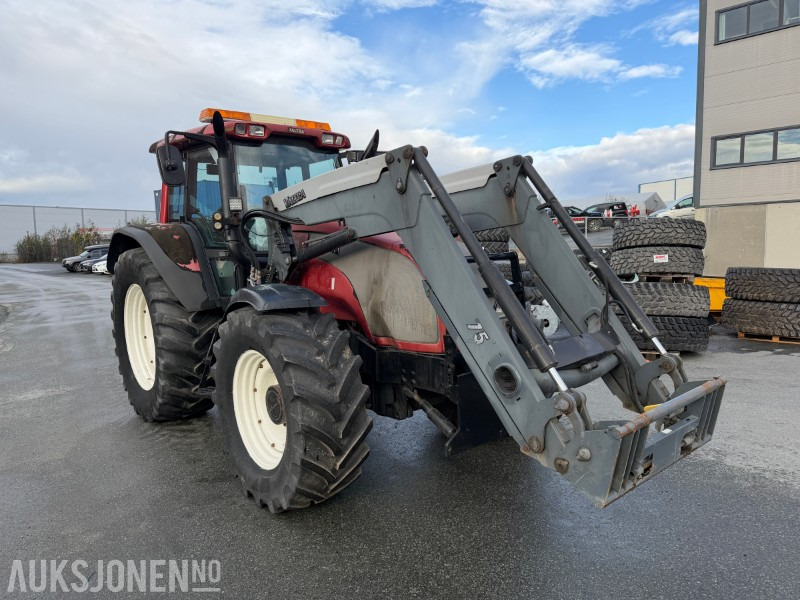 2008 Valtra T-180 Traktor med frontlaster / 1362 timer - Traktor: slika 2 2008 Valtra T-180 Traktor med frontlaster / 1362 timer - Traktor: slika 2