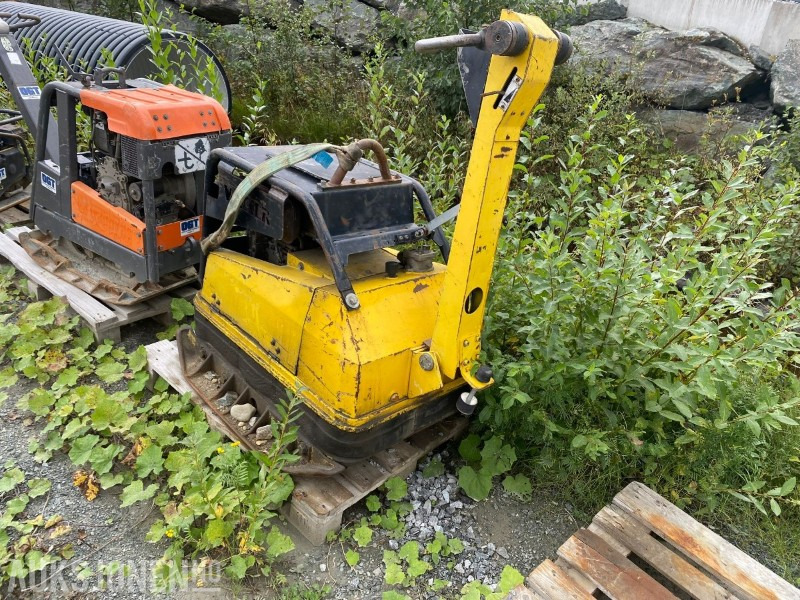 2008 Wacker hoppetusse - Vibroplate - Valjak: slika 1 2008 Wacker hoppetusse - Vibroplate - Valjak: slika 1