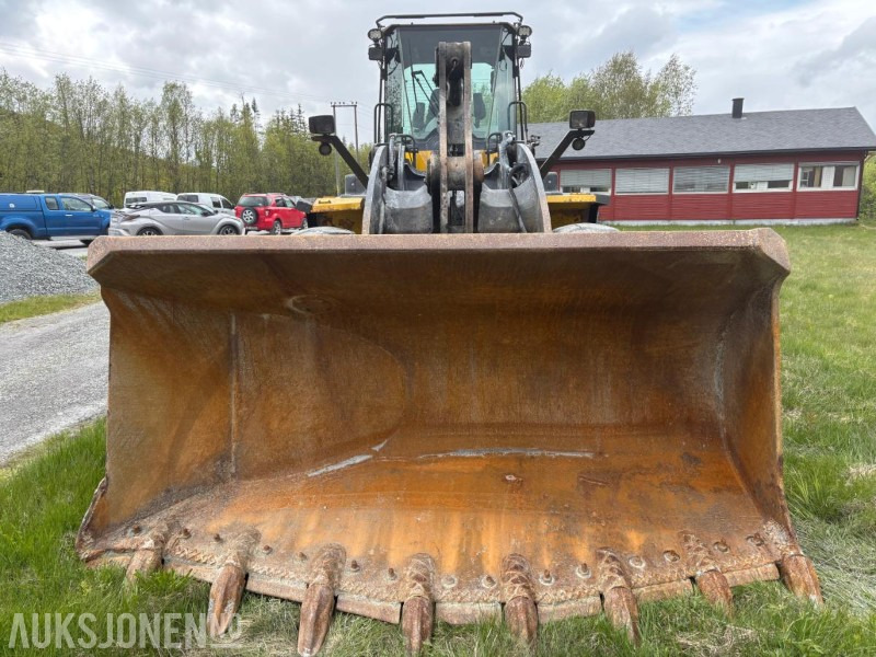 2009 Komatsu WA 320 PZ-6 - Utovarivač točkaš: slika 3 2009 Komatsu WA 320 PZ-6 - Utovarivač točkaš: slika 3
