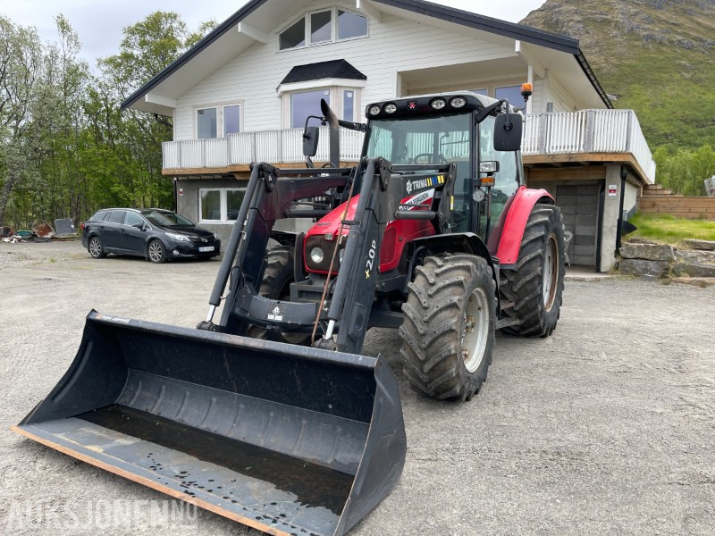 2009 Massey Ferguson MF 5435 Dyna-4 Med frontlaster og snøskuffe - Traktor: slika 2 2009 Massey Ferguson MF 5435 Dyna-4 Med frontlaster og snøskuffe - Traktor: slika 2