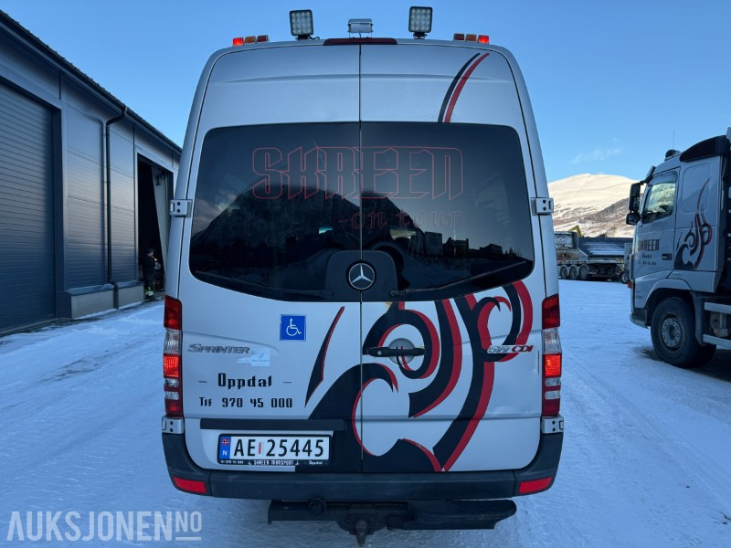 2009 Mercedes-Benz Sprinter 17-seter minibuss – Rullestolheis & godt vedlikeholdt - Minibus, Putnički kombi: slika 5 2009 Mercedes-Benz Sprinter 17-seter minibuss – Rullestolheis & godt vedlikeholdt - Minibus, Putnički kombi: slika 5