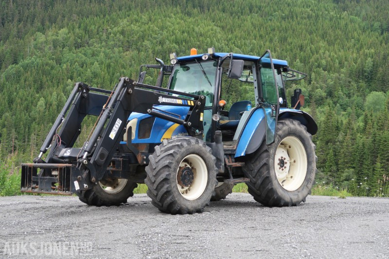 2009 New Holland T5060 Traktor / 8550 timer - Traktor: slika 1 2009 New Holland T5060 Traktor / 8550 timer - Traktor: slika 1