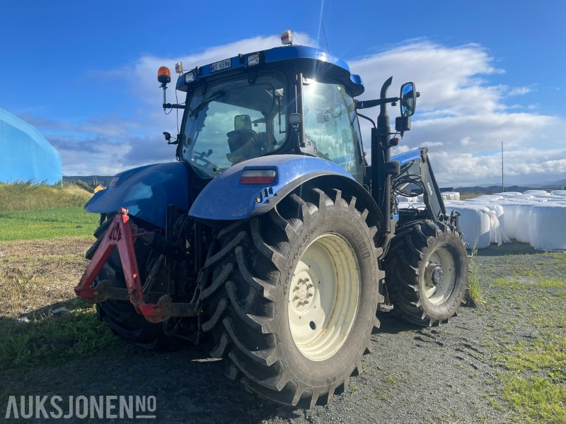 2009 New Holland T6070 - med frontlaster - Traktor: slika 4 2009 New Holland T6070 - med frontlaster - Traktor: slika 4