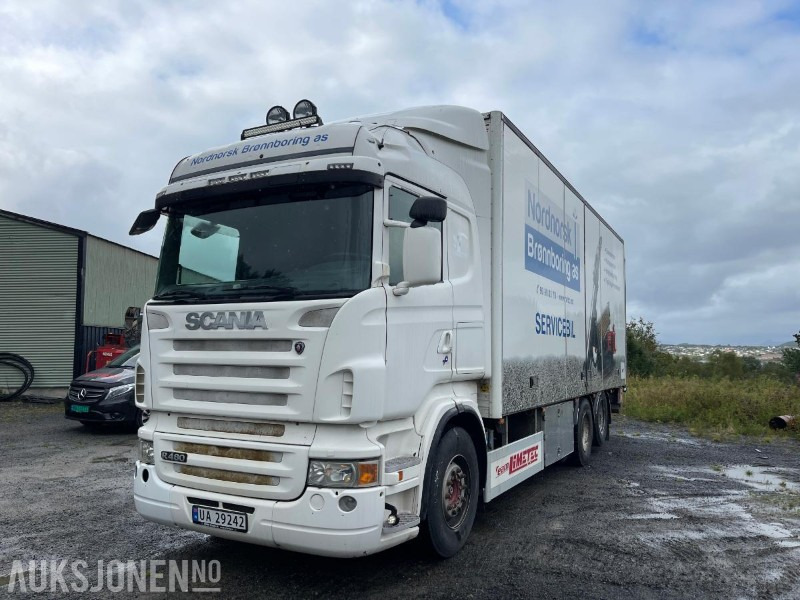 2009 Scania 480 R-serie Topline Skapbil med full sideåpning og Zepro baklift - Kamion sa zatvorenim sandukom: slika 1 2009 Scania 480 R-serie Topline Skapbil med full sideåpning og Zepro baklift - Kamion sa zatvorenim sandukom: slika 1