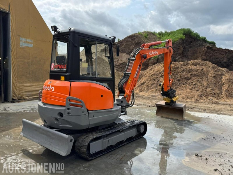 2010 Kubota KX101- 3t gravemaskin med Engcon tiltrotator, pusseskuffe og tannskuffe - Bager: slika 5 2010 Kubota KX101- 3t gravemaskin med Engcon tiltrotator, pusseskuffe og tannskuffe - Bager: slika 5