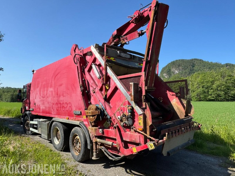 2010 Scania P-serie komprimatorbil med kran / Nylig EU-godkjent - Kamion za smeće: slika 3 2010 Scania P-serie komprimatorbil med kran / Nylig EU-godkjent - Kamion za smeće: slika 3