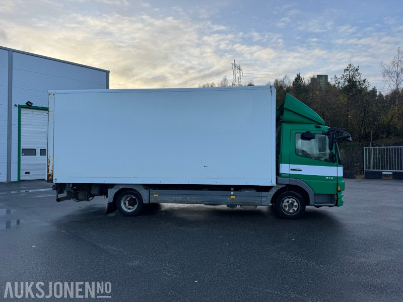 2011 Mercedes-Benz ATECO 818 L - Skapbil med løftelem - Kamion sa zatvorenim sandukom: slika 4 2011 Mercedes-Benz ATECO 818 L - Skapbil med løftelem - Kamion sa zatvorenim sandukom: slika 4
