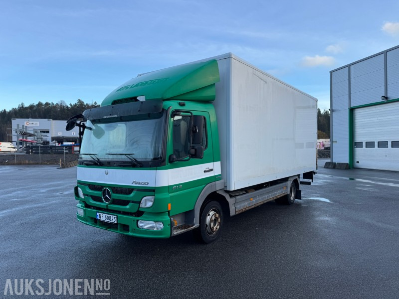 2011 Mercedes-Benz ATECO 818 L - Skapbil med løftelem - Kamion sa zatvorenim sandukom: slika 1 2011 Mercedes-Benz ATECO 818 L - Skapbil med løftelem - Kamion sa zatvorenim sandukom: slika 1