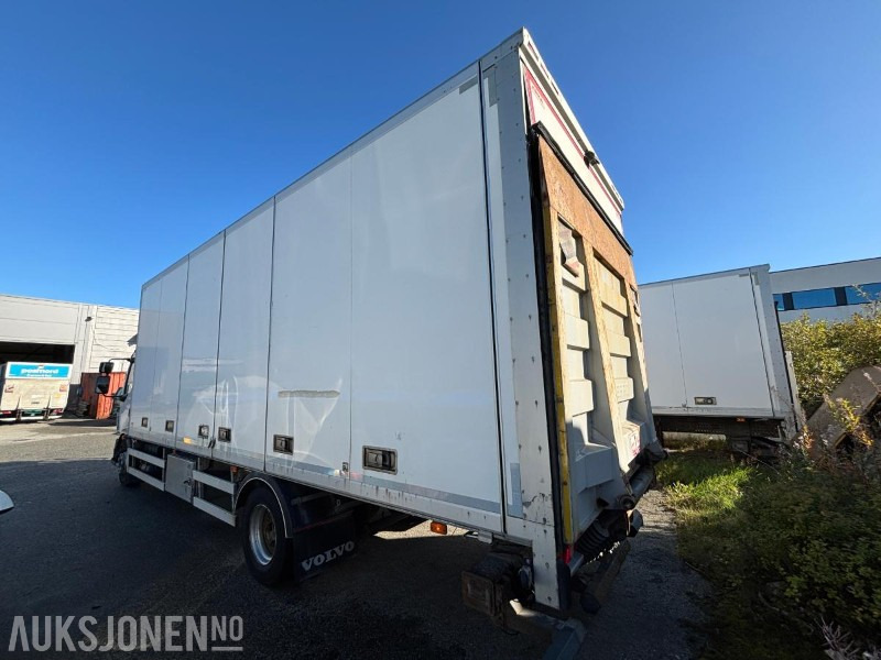2012 VOLVO FL-290 SKAPBIL. FULL SIDEÅPNING OG ZEPRO BAKLØFT. 18PALLER - Kamion sa zatvorenim sandukom: slika 3 2012 VOLVO FL-290 SKAPBIL. FULL SIDEÅPNING OG ZEPRO BAKLØFT. 18PALLER - Kamion sa zatvorenim sandukom: slika 3