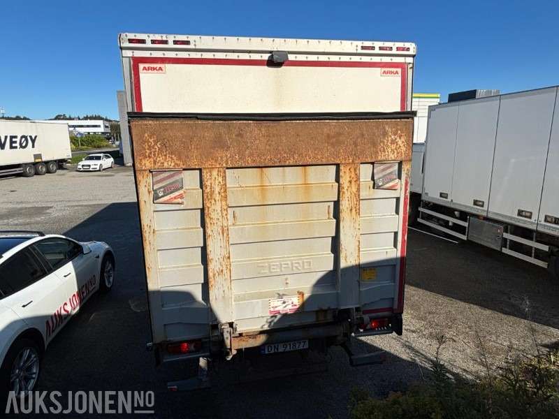 2012 Volvo FL-290 Skapbil med sideåpning og lakløft - Kamion sa zatvorenim sandukom: slika 4 2012 Volvo FL-290 Skapbil med sideåpning og lakløft - Kamion sa zatvorenim sandukom: slika 4