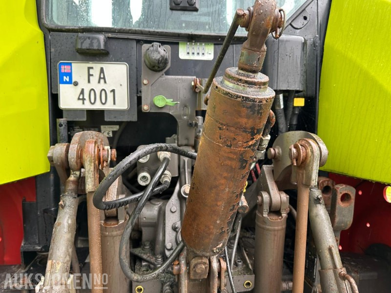 2013 Claas Arion 430 TRAKTOR MED FRONTLESSEAPPARAT - 5619 Timer - Traktor: slika 3 2013 Claas Arion 430 TRAKTOR MED FRONTLESSEAPPARAT - 5619 Timer - Traktor: slika 3