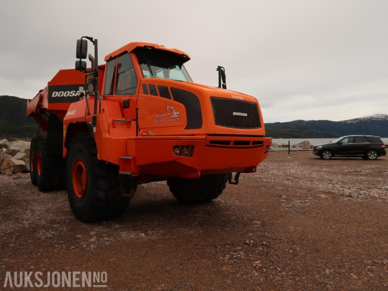 2013 Doosan DA40 Dumper - 6x6 - 24.4 m3 - Høy baklem - Varme i kasse - Sertifisert - Kiper: slika 3 2013 Doosan DA40 Dumper - 6x6 - 24.4 m3 - Høy baklem - Varme i kasse - Sertifisert - Kiper: slika 3