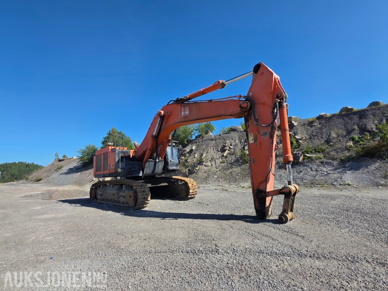 2013 Hitachi ZX670LCH-5 Beltegraver - Nasta 3800L Graveskuff - 15425 Arbeidstimer - Servicehistorikk - Bager: slika 3 2013 Hitachi ZX670LCH-5 Beltegraver - Nasta 3800L Graveskuff - 15425 Arbeidstimer - Servicehistorikk - Bager: slika 3