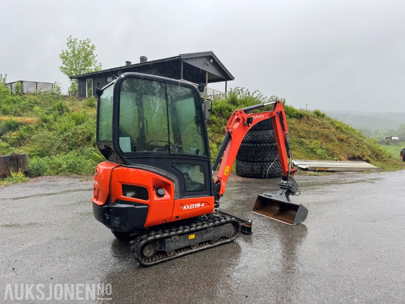 2013 Kubota KX019-4 Minigraver - Gravemaskin - 3 skuffer - Mini bager: slika 5 2013 Kubota KX019-4 Minigraver - Gravemaskin - 3 skuffer - Mini bager: slika 5
