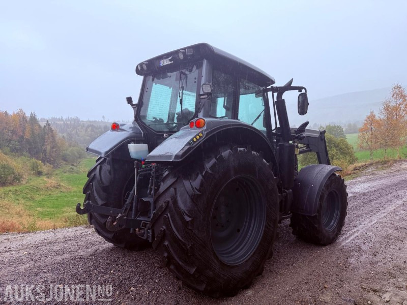2013 Valtra N143 Direct med fronthydraulikk og kraftuttak(PTO) - Nylig EU godkjent - Traktor: slika 3 2013 Valtra N143 Direct med fronthydraulikk og kraftuttak(PTO) - Nylig EU godkjent - Traktor: slika 3