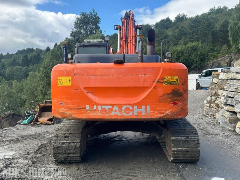 2014 Hitachi ZX250LC-5B Gravemaskin - 10741 Timer - Tiltrotator - Sentralsmøring - Bunkringspumpe - GPS - 2 Skuffer - Bager: slika 5 2014 Hitachi ZX250LC-5B Gravemaskin - 10741 Timer - Tiltrotator - Sentralsmøring - Bunkringspumpe - GPS - 2 Skuffer - Bager: slika 5