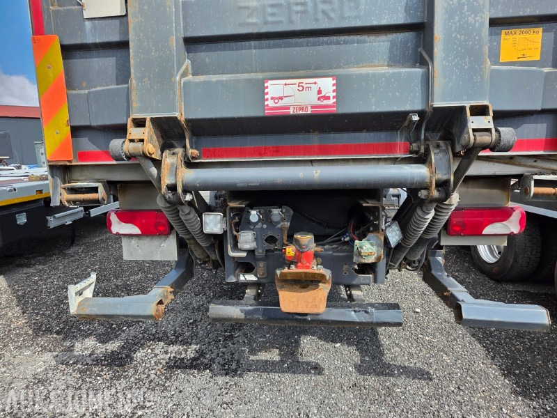2014 SCANIA R490 Skapbil - EU OK - Bakløft - Euro6 - Kamion sa zatvorenim sandukom: slika 5 2014 SCANIA R490 Skapbil - EU OK - Bakløft - Euro6 - Kamion sa zatvorenim sandukom: slika 5