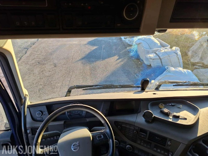 2014 Volvo FH540 6X2 Skapbil - Full sideåpning - Strøere - VBG - 697.000KM - Kamion sa zatvorenim sandukom: slika 5 2014 Volvo FH540 6X2 Skapbil - Full sideåpning - Strøere - VBG - 697.000KM - Kamion sa zatvorenim sandukom: slika 5