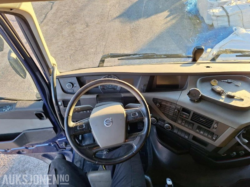 2014 Volvo FH540 6X2 Skapbil - Full sideåpning - Strøere - VBG - 697.000KM - Kamion sa zatvorenim sandukom: slika 4 2014 Volvo FH540 6X2 Skapbil - Full sideåpning - Strøere - VBG - 697.000KM - Kamion sa zatvorenim sandukom: slika 4