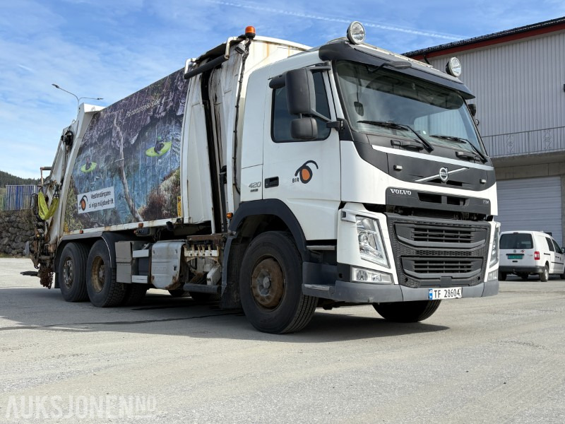 2014 Volvo FM 420 renovasjonsbil med 2-kammers løsning - Kamion za smeće: slika 2 2014 Volvo FM 420 renovasjonsbil med 2-kammers løsning - Kamion za smeće: slika 2