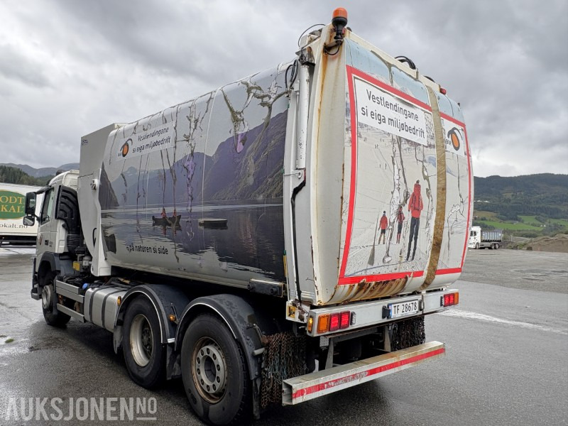 2014 Volvo FM420 EURO 6 sidelaster / komprimatorbil / renovasjonsbil - EU godkjent til 31.08.2026 - Kamion za smeće: slika 4 2014 Volvo FM420 EURO 6 sidelaster / komprimatorbil / renovasjonsbil - EU godkjent til 31.08.2026 - Kamion za smeće: slika 4