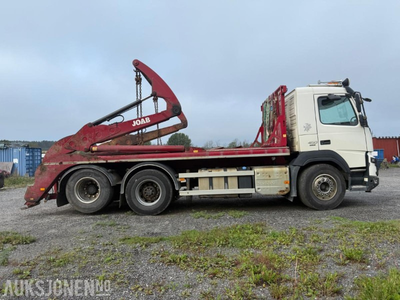 2014 Volvo FMX 450 LIFTDUMPER M/HENGERFESTE. - Kamion za utovaranje kontejnera: slika 3 2014 Volvo FMX 450 LIFTDUMPER M/HENGERFESTE. - Kamion za utovaranje kontejnera: slika 3