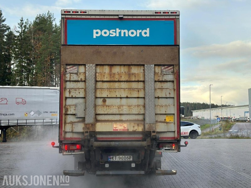 2015 Volvo FE 320 4x2 Euro6 skapbil med bakløft full sideåpning 18 Paller. - Kamion sa zatvorenim sandukom: slika 3 2015 Volvo FE 320 4x2 Euro6 skapbil med bakløft full sideåpning 18 Paller. - Kamion sa zatvorenim sandukom: slika 3