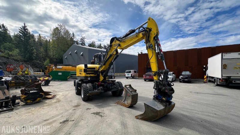 2015 Wacker Neuson EW100 Gravemaskin / Hjulgraver Tiltrotator Pusseskuffe Kabelskuffe 3224 timer - Bager: slika 2 2015 Wacker Neuson EW100 Gravemaskin / Hjulgraver Tiltrotator Pusseskuffe Kabelskuffe 3224 timer - Bager: slika 2