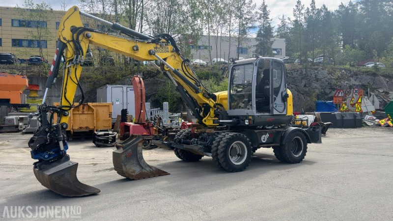 2015 Wacker Neuson EW100 Gravemaskin / Hjulgraver Tiltrotator Pusseskuffe Kabelskuffe 3224 timer - Bager: slika 1 2015 Wacker Neuson EW100 Gravemaskin / Hjulgraver Tiltrotator Pusseskuffe Kabelskuffe 3224 timer - Bager: slika 1
